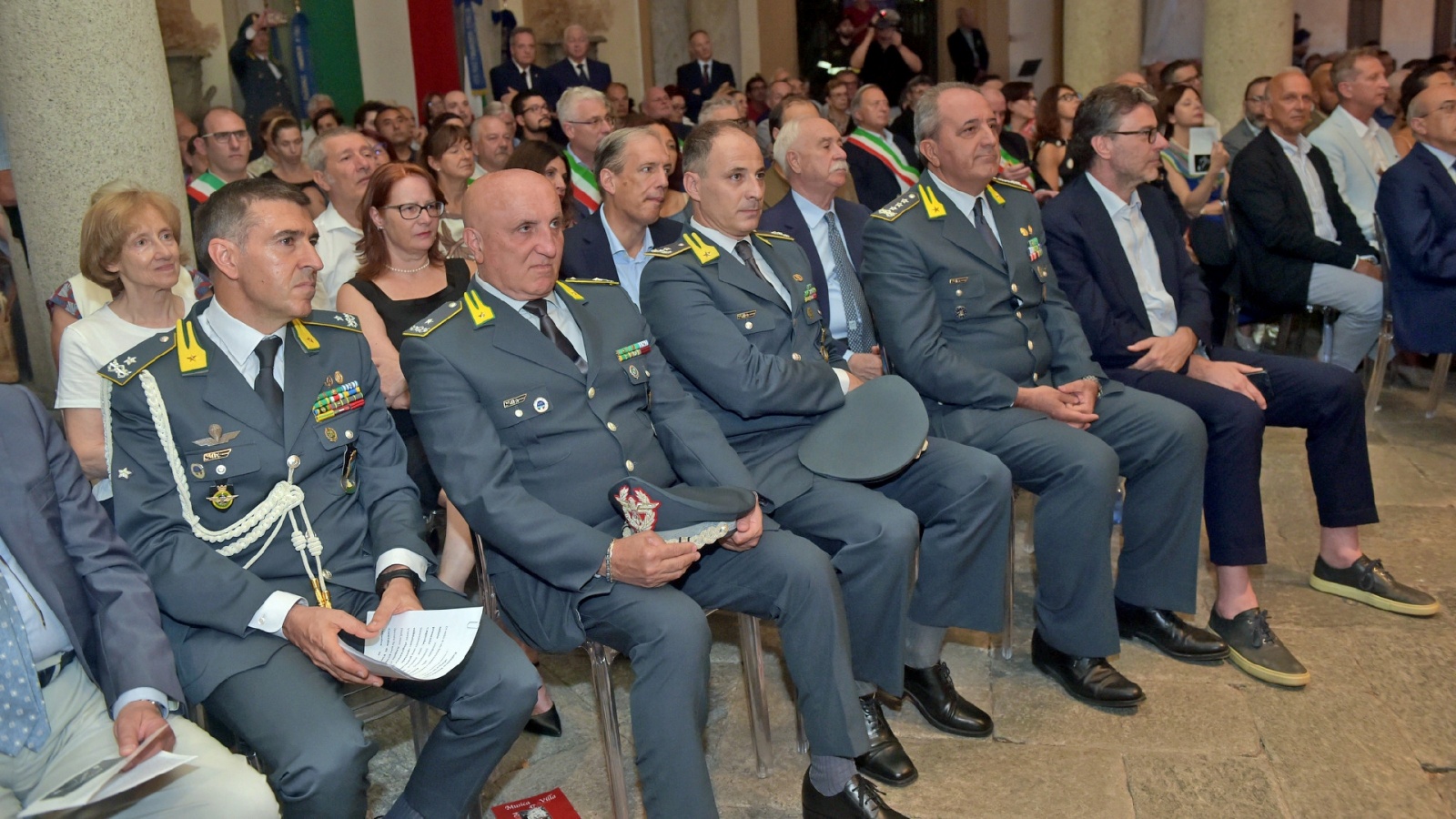 GAZZADA. CONCERTO BANDA MUSICALE GUARDIA DI FINANZA A VILLA CAGNOLA