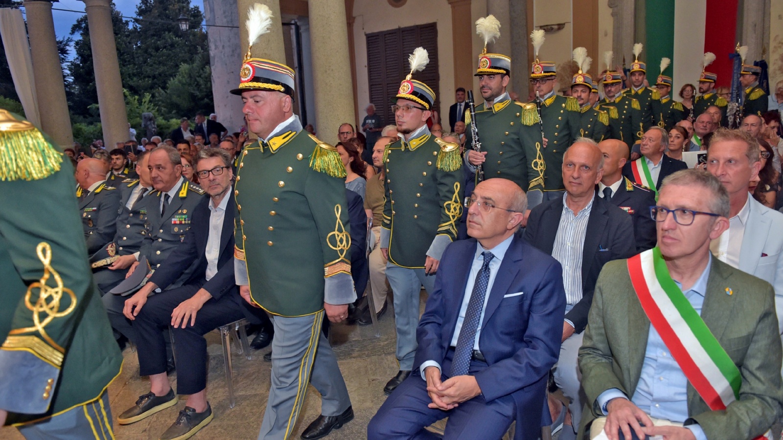 GAZZADA. CONCERTO BANDA MUSICALE GUARDIA DI FINANZA A VILLA CAGNOLA