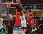 VARESE. BASKET LBA. OPENJOBMETIS VARESE-VIRTUS SEGAFREDO BOLOGNA NELLA FOTO HANDS