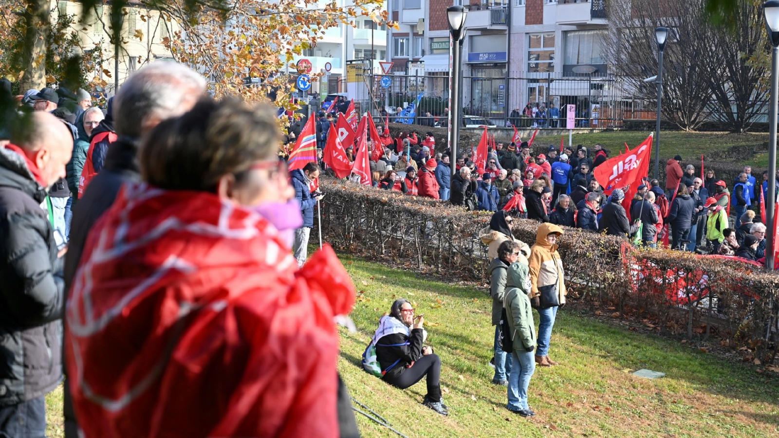 VARESE SCIOPERO GENERALE 29 NOVEMBRE PER CAMBIARE LA MANOVRA DI BILANCIO