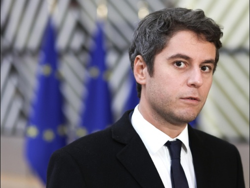 Gabriel Attal nuovo premier francese, ha 34 anni