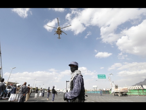 Nato, gli attacchi agli Houthi sono di natura difensiva