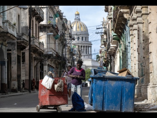 Cuba posticipa l'aumento del 500% dei prezzi del carburante