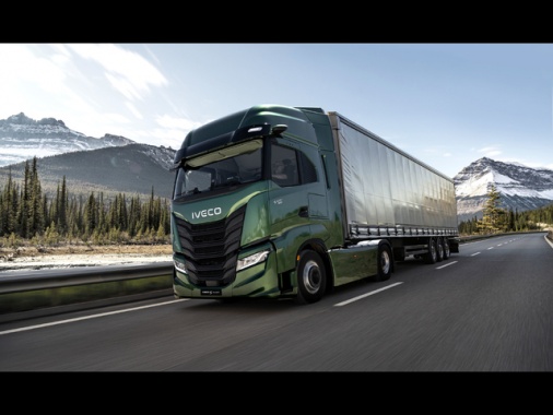 Iveco investe 5,5 miliardi fino al 2028