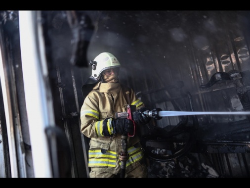 Incendio in un edificio a Istanbul, 15 morti e otto feriti