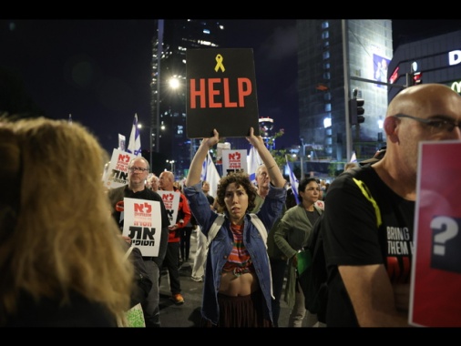 100mila in piazza a Tel Aviv per le elezioni e gli ostaggi