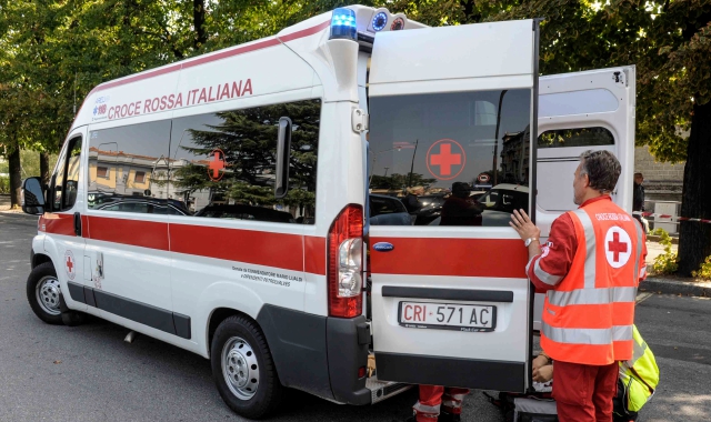 Il 27enne è stato soccorso in periferia a Milano (foto Archivio)