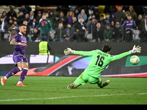 Conference League: 2-0 al Plzen, Fiorentina in semifinale