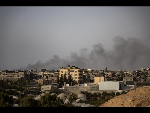 Gaza, media: 3 morti e 4 feriti in un raid di Israele su Rafah