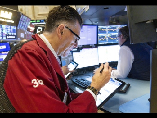 Wall Street apre positiva, Dj +0,32%, Nasdaq +0,33%