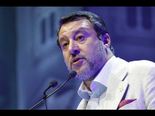 Salvini, l'ammucchiata costruita da Macron non ha i numeri