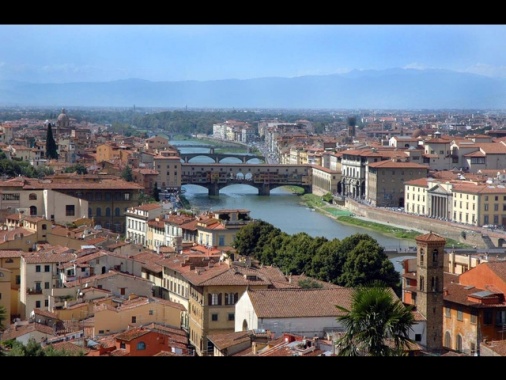 Tar, in centro Firenze decaduta norma stop affitti brevi