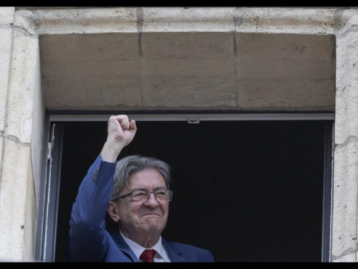 Mélenchon, 'Macron ci consulti su nomina commissario Ue'