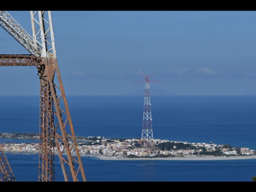 Per Ue solo parte ferroviaria ponte Stretto è co-finanziabile