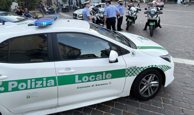 Tenta il furto all’Ovs, ma la polizia lo aspetta all’uscita