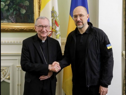 Il card.Parolin incontra a Kiev il primo ministro dell'Ucraina