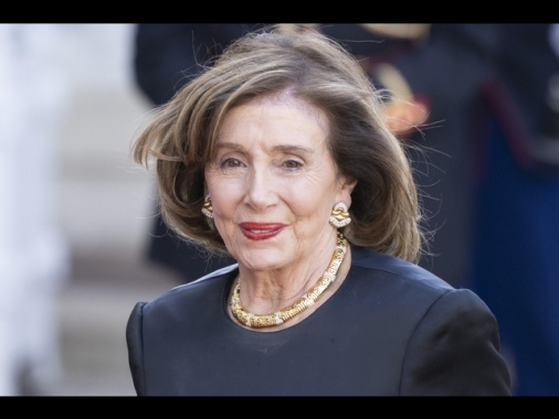 Nancy Pelosi, 'con grande orgoglio appoggio Kamala Harris'