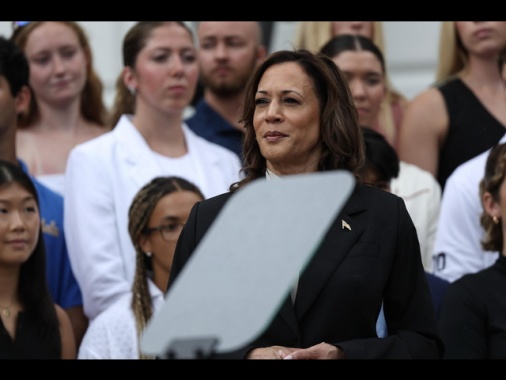 Media, Harris ha delegati sufficienti per la nomination