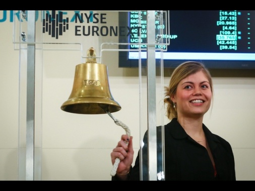 Borsa: Europa positiva in apertura, Parigi +0,4%, Londra +0,68%