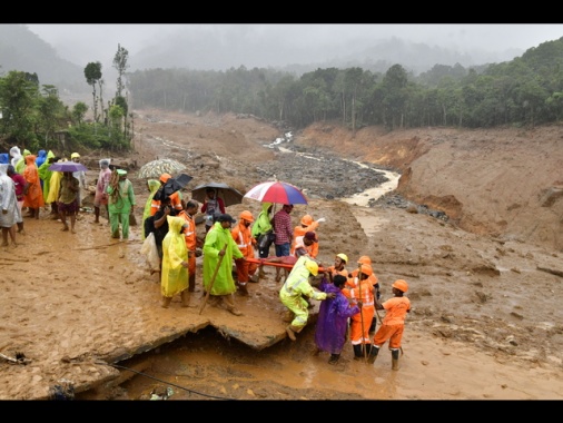 India: frane nel Kerala, il bilancio sale ad almeno 189 morti