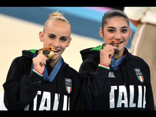 Parigi: alla trave D'Amato oro, Esposito bronzo