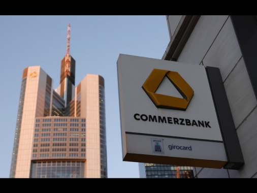 Cala l'utile di Commerzbank, buyback da 600 milioni