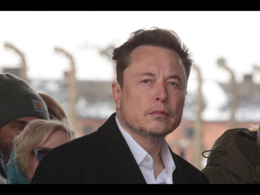 'Elon Musk usa il suo impero di aziende per scommettere sull'IA'