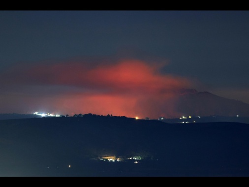 Israele bombarda nell'est del Libano, un morto e 20 feriti