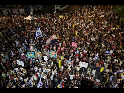 Grande manifestazione questa sera a Tel Aviv