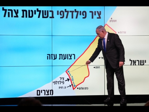 Netanyahu mostra mappa del Medio Oriente, 'noi un piccolo Paese'