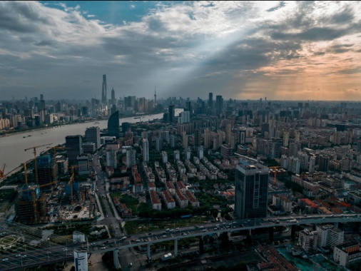 Borsa: Shanghai apre a +0,05%, Shenzhen a -0,10%