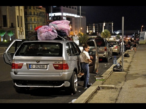 Centinaia di persone sono entrate in Siria dal Libano