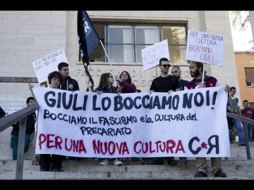 Giuli passa l'ultimo esame con il massimo dei voti