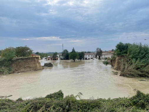 Maltempo, allerta rossa nel Bolognese e costa romagnola