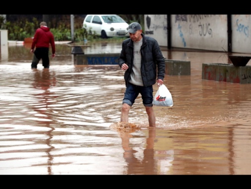 Inondazioni in Bosnia, persone scomparse e gravi danni