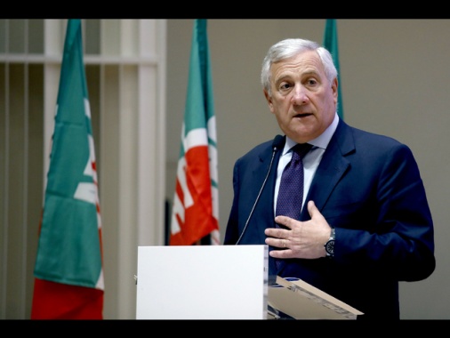 Tajani presenta lo ius Italiae,scontro con la Lega