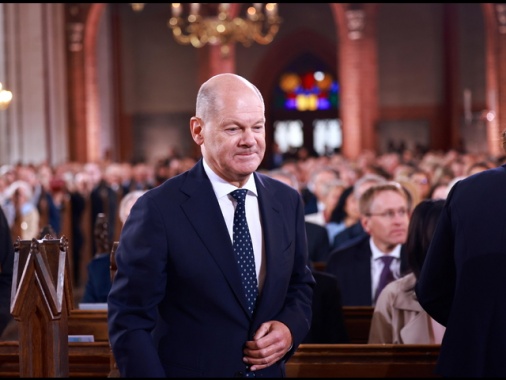 Scholz, 'impossibile dimenticare il 7 ottobre'