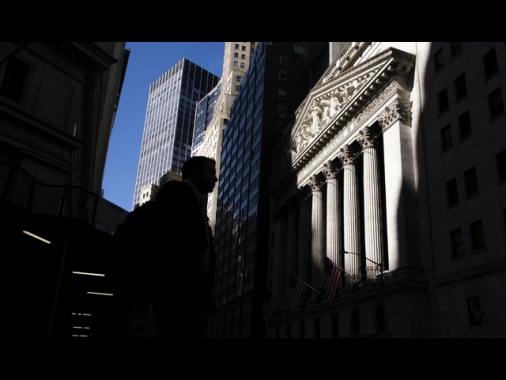 Wall Street apre in calo, Dj -0,48%, Nasdaq -0,32%