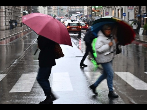 Allerta rossa maltempo in Lombardia, venti forti al Centro Nord