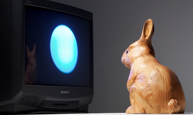 «Rabbit Inhabits the Moon» di Nam June Paik (Nam June Paik Art Center, ©Nam June Paik Estate)