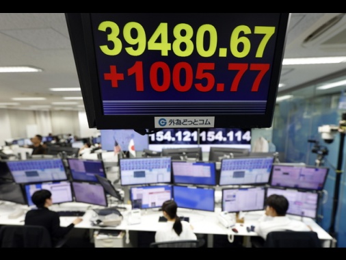 Borsa di Tokyo, apertura in rialzo (+0,73%)