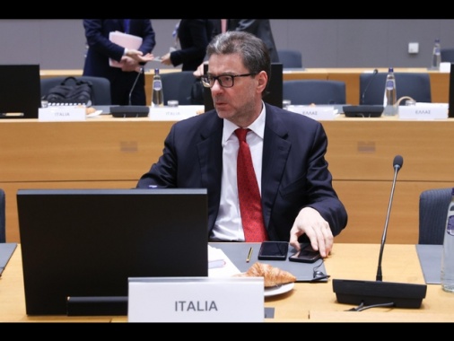 Giorgetti, ambizioso 2% Pil chiesto da Nato, nel 2025 all'1,57%