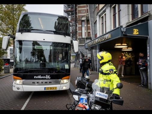 Scholz condanna le violenze di Amsterdam, 'intollerabili'