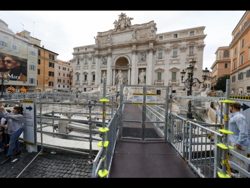 Fontana di Trevi,domani si inaugura la passerella panoramica