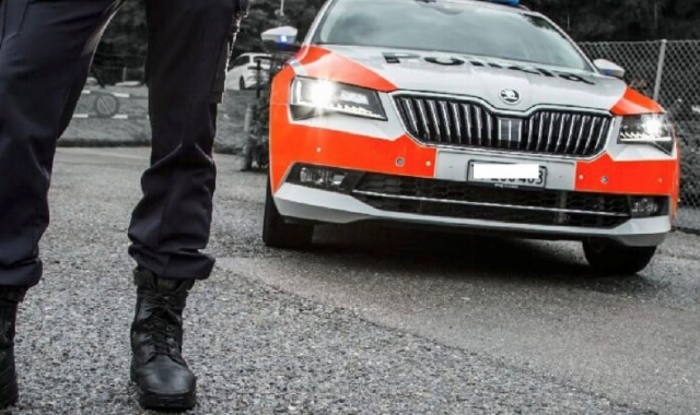 Ministero pubblico, dalla Polizia cantonale e dall’Ufficio federale della dogana e della sicurezza dei confini (UDSC) hanno fermato i quattro su un’auto (foto Archivio)