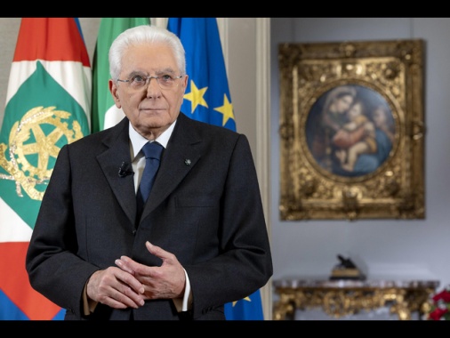 Mattarella, garantire servizi adeguati in tutto il Paese