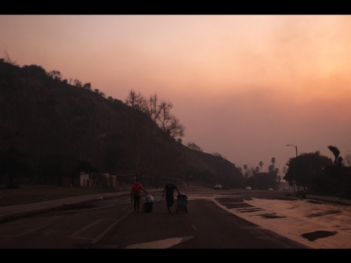 A Los Angeles 180mila sotto ordine di evacuazione