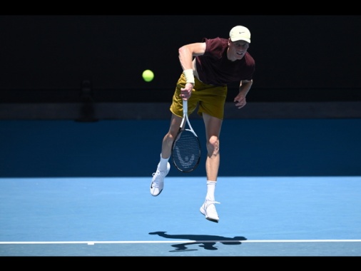 ++ Australian Open: Sinner parte bene, battuto il cileno Jarry +