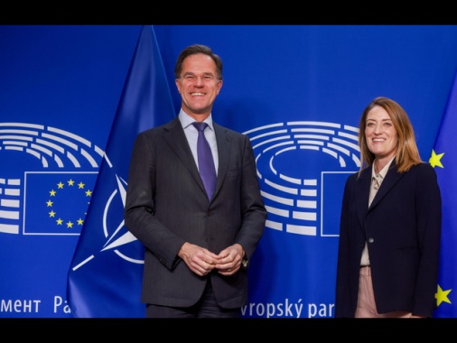 Rutte, per una Nato europea servirebbero 15 anni e l'8% del Pil