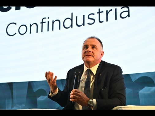 Accordo Intesa-Confindustria, 200 miliardi a imprese